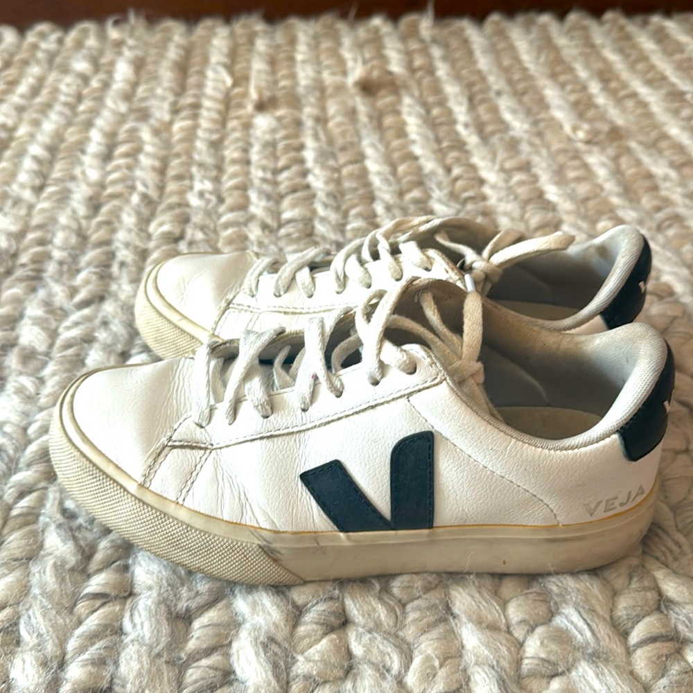 Used Vejas!